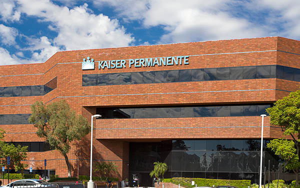 San Diego's Kaiser Permanente mental health professionals to strike for 5-days (VIDEO)